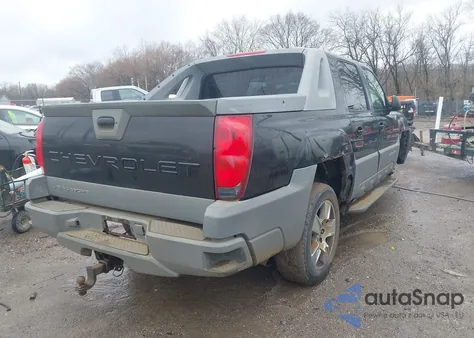 2002 Chevrolet Avalanche 1500 z USA, uszkodzony, nr VIN 3GNEK13T92G134510
